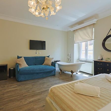 Art House Suites56 Via Del Babuino 56 Rom Eksteriør billede